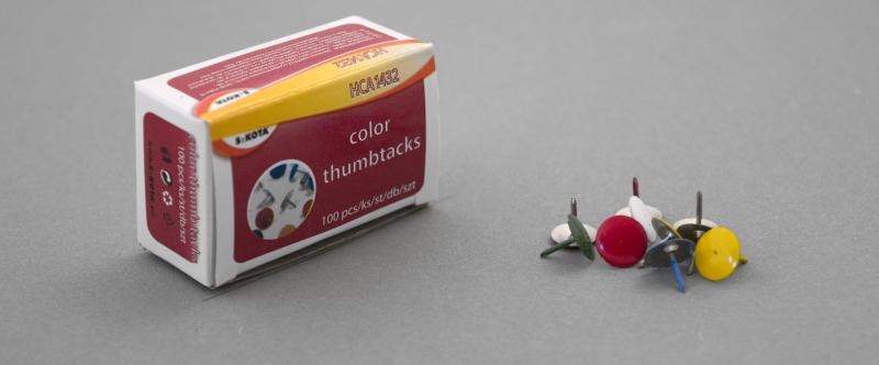 SaKOTA RAJZSZEG 100DB -OS SZÍNESFEJŰ